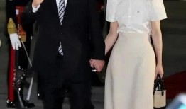 夫人韩国手机在线观看,浪漫剧情，情感纠葛，尽在指尖